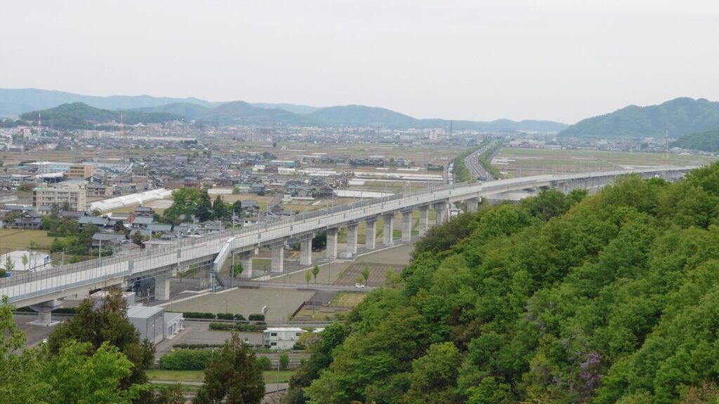 福井県の北陸新幹線ビュースポット（撮影地）「岩内山」北側方面